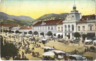 1914 Déva, Piactér, Lobstein Vilmos üzlete, piaci árusok. Hirsch Adolf kiadása / market, shops (kopott sarkak / worn corners)