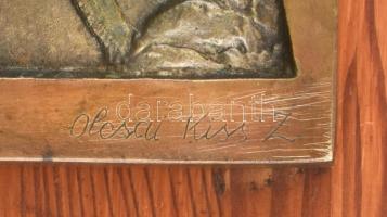 Olcsai Kiss Zoltán (1895-1981): Színház (A király ítél). Bronz dombormű 29x25 cm fa alapon.- Jelzett