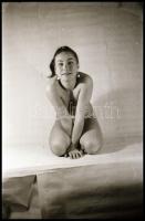 cca 1976 Formációs műtermi gyakorlatok, Marinkay István (1920-?) veszprémi fotóművész hagyatékából 3...