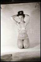 cca 1976 Formációs műtermi gyakorlatok, Marinkay István (1920-?) veszprémi fotóművész hagyatékából 3...