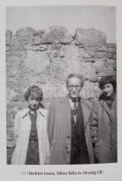 Árvai Mária, Zsoldos Emese (szerk.): ,,...a világból a fényeket...". Ország Lili levelezése. Bp...