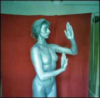 cca 1991 Bádogember, 13 db vintage NEGATÍV Menesdorfer Lajos (1941-2005) budapesti fotóművész hagyat...