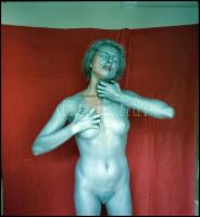 cca 1991 Bádogember, 13 db vintage NEGATÍV Menesdorfer Lajos (1941-2005) budapesti fotóművész hagyat...