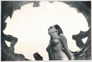 cca 1972 Korai vázlatok egy aktfotós hagyatékából, szolidan erotikus felvételek, 3 db vintage fotó, ...