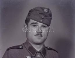 cca 1944 és 1948 között készült felvételek katonákról, Mosonyi Antalné (?-?) kiskunfélegyházi fényké...