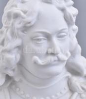 Hollóházi porcelán II. Rákóczi Ferenc mellszobor. Damkó József alkotása. Biszkvit és fehér mázas, je...
