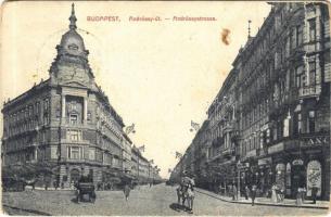 Budapest VI. Andrássy út, földalatti vasút megállóhelye, üzletek (kopott sarkak / worn corners)