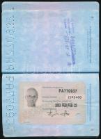 1933-1933 2 db útlevél (Magyar Királyság és Magyar Köztársaság által kibocsátott), nevek mindkettőbő...