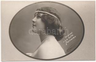 5 db RÉGI motívum képeslap és fotó: színésznők / 5 pre-1945 motive postcards and photos: actresses