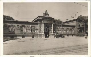 1941 Budapest IX. Szent István kórház, főbejárat