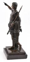 Imperator Augustus bronz szobor. Jelzett. Márvány talpazaton. m: 29,5 cm