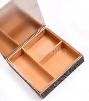 Iparművészeti fém doboz, Budapest plakettel. Jelzés nélkül, 16x16x3cm