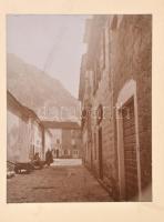 cca 1900 30 db keményhátú fotó, városkép, tájkép,  főként a korabeli Montenegróból, 9×13 és 12×18 cm...