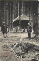 1908 Stubnyafürdő, Túróchévíz, Stubnianske Teplice, Turcianske Teplice; forrás, erdei ház, fényképész / spring well, forest house, photographer with camera (fa)