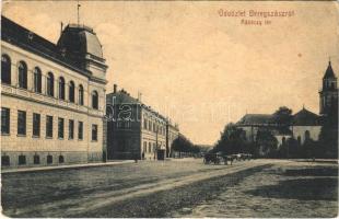 Beregszász, Beregovo, Berehove; Rákóczi tér, lovaskocsik. W.L. 1948. / square, horse carts (EK)