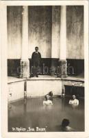 1930 Trencsénteplic, Trencianske Teplice; Sina Basen / Sina fürdő, belső fürdőzőkkel / spa, bath, interior with men. photo