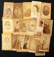 cca 1860-1890 18 db nőket ábrázoló keményhátú fotó főként magyar fényképészek műterméből/ 18 Vintage photographs of women