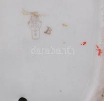 Zsolnay őrködő kakas és a tyúkok, kézzel festett, jelzett (Sinkó András), kisebb lepattanásokkal, m:...