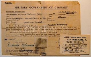 1945 Szövetséges erők 2 db igazolvány magyar állampolg. részére, ez egyik ujjlenyomattal