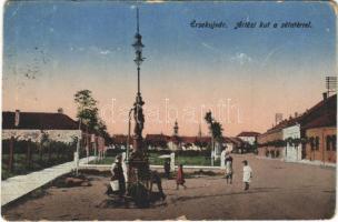 Érsekújvár, Nové Zámky; Artézi kút a sétatérrel. Vasúti levelezőlapárusítás 6825. / fountain, square (kopott sarkak / worn corners)