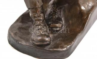 TG. jelzéssel: Harmonikás. Mázas kerámia szobor. Jelzett, hibátlan. 24 cm