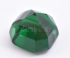 Természetes smaragd kő 64,5 K klasszikus csiszolás, áttetsző, hozzá IGI tanusítvánnyal / Natural emerald 64,5 Ct, fancy cut, translucent 24x23x18 mm