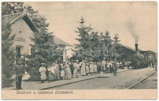 1910 Ladamos, Loamnes; vasútállomás gőzmozdonnyal, várakozó utasok csoportképe. Josef Briegel / railway station with locomotive, waiting people group picture (EK)