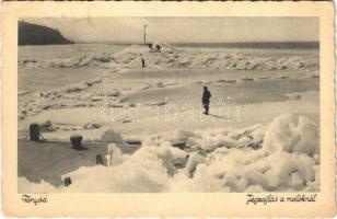 1936 Fonyód (Balaton), Jégzajlás a mólóknál. Bellai felvétele (Rb)