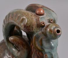 Kos formájú nagy méretű dísz, kiöntő. Mázas, iparművész kerámia, jelzés nélkül. 25x25 cm