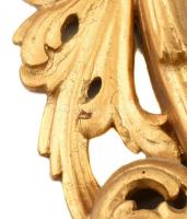 Ovális tükör, aranyozott, faragott fa kerettel. Kis kopásokkal. Külső méret 72x59 cm / Oval mirror w...