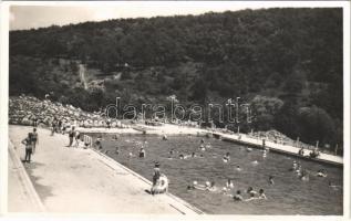 1938 Mátrafüred (Gyöngyös), Strand, fürdőzők (EK)