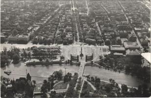 1966 Budapest XIV. Városliget, Hősök tere, Andrássy út látképe. Képzőművészeti Alap Kiadóvállalat (EK)