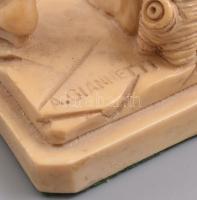 David szobor, műgyanta, jelzett (A. Gianetti), apró kopásnyomokkal, m: 22 cm