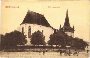 Bánffyhunyad, Huedin; Református templom, lovaskocsi. W.L. (?) 656. / Calvinist church, horse cart (ázott sarkak / wet corners)