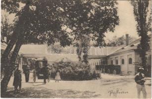 1916 Pöstyén, Piestany; Régi fürdők, infanterista. Kohn Bernát kiadása / Alte Bäder / spa, bath, spa carriages (vágott / cut)