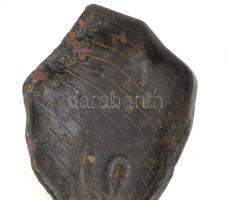 'Bajuszos, kalapos, csokornyakkendős úriember' fejével díszített fém hamutartó, kopott, 13...