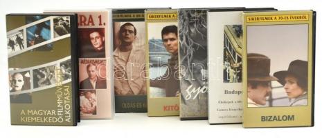 7 db VHS kazetta régi magyar kult filmekkel, Oldás és kötés, Kitörés, Gyökerek, Bizalom + filmtörténeti munkák + Budapest Retro 1960-70