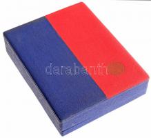 1968. "100 éves a Láng Gépgyár" Br plakett műanyag alapon, eredeti dísztokban (plakett: 60...