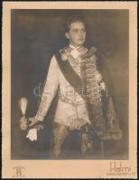 1927 Habsburg Ottó (1912-2011) trónörökös díszmagyarban, Halmi fotó, szép állapotban, kartonra ragasztva, javított karton, 20,5×16 cm / Otto von Habsburg, photo on cardboard