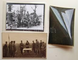 cca 1915 2 db katonákat ábrázoló fotó (18x10 cm) illetve egy negatív