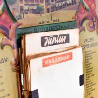 cca 1925 Gazdák Biztosító Szövetkezete dombornyomott fém reklámtábla, Buchsteiner és Fia, jó állapot...