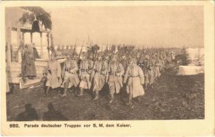 1916 Parade deutscher Truppen vor S.M. dem Kaiser / WWI German military parade for Wilhelm II, German Emperor + K.u.K. Feldspital No. 8/4. (EK)