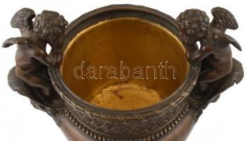 Nagy méretű kaspó puttókkal. Bronz. XIX. sz. / Large bronze pot with angels. 19th century m: 44 cm