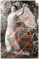 cca 1976 A fátyol is csak akkor takar, ha viselője úgy akarja, szolidan erotikus felvételek, 13 db v...