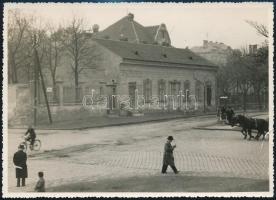 cca 1920-1940 Budapest, Hegyalja út, fotó, szakadással, 12×17 cm