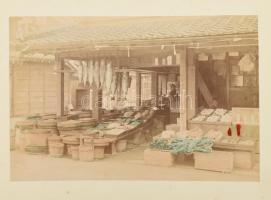 cca 1900 Japán fotóalbum Owari tartomány, japán népviseletek, kertek, folyók, hajók, gésák, 50 db fé...