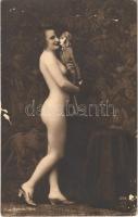 Erotic nude lady with doll. AN. Paris 254. J. Mandel (non PC) (gyűrődés / crease)