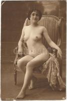 Erotic nude lady. J.A. Serie 531. (non PC) (fa)