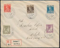 1918 Károly-Zita sor 5 klf értéke ajánlott levélen / Mi 213 + Mi 215-218 on registered cover "MAGYAR KÖZTÁRSASÁG BUDAPEST" alkalmi bélyegzéssel / with special cancellation