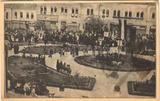 1940 Dés, Dej; Fő tér, bevonulás / main square, entry of the Hungarian troops + 1940 Kolozsvár visszatért So. Stpl. (EK)